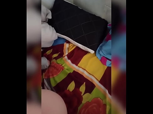 ❤️ منهنجي روم ميٽ گهر ۾ اڪيلي رهي ٿي ڇاڪاڻ ته هن جو مڙس موڪلن تي وڃي ٿو ۽ مان موقعو وٺان ٿو ته هن کي چوسان ۽ هن جي گدا کي کير سان ڀريان. ❤️❌  تي sd.tubesexer-com.ru